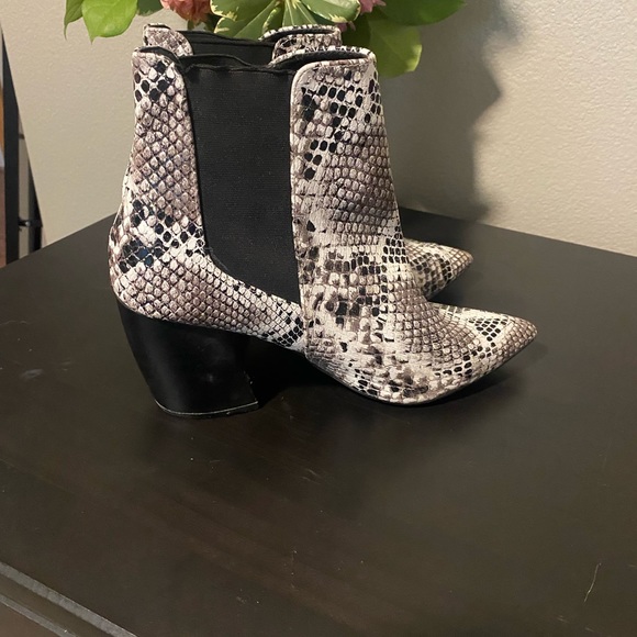 Snake Print Booties - Picture 2 of 3